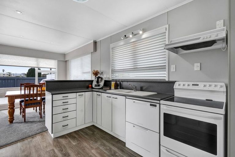 Photo of property in 34 Murray Street, Bell Block, New Plymouth, 4312