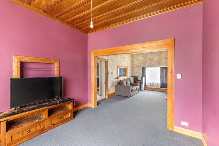 Photo of property in 37 Brookes Street, Inglewood, 4330