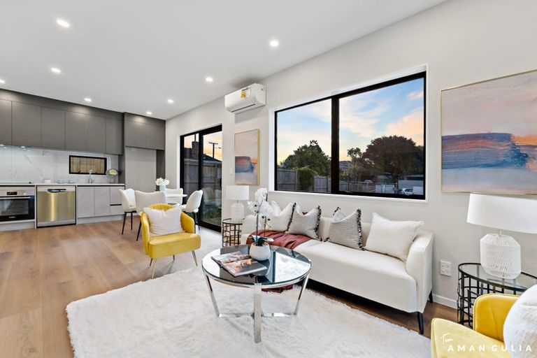 Photo of property in 14d Serjeant Street, Henderson, Auckland, 0612