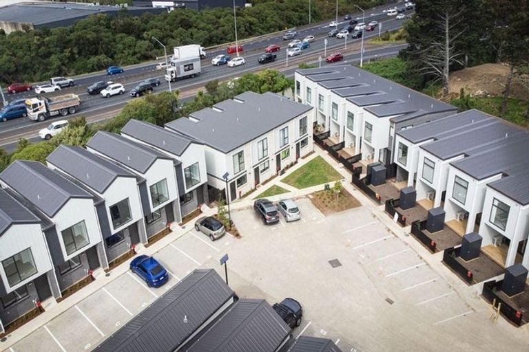 Photo of property in 14 Tukari Lane, Mangere Bridge, Auckland, 2022