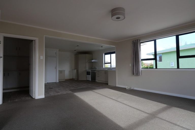 Photo of property in 8 Birdwood Road, Pukekohe, 2120
