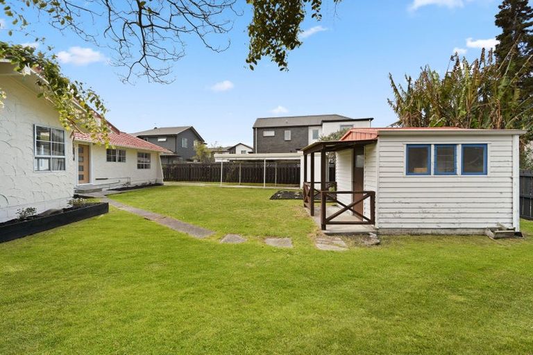 Photo of property in 11 Hibiscus Avenue, Hamilton Lake, Hamilton, 3204