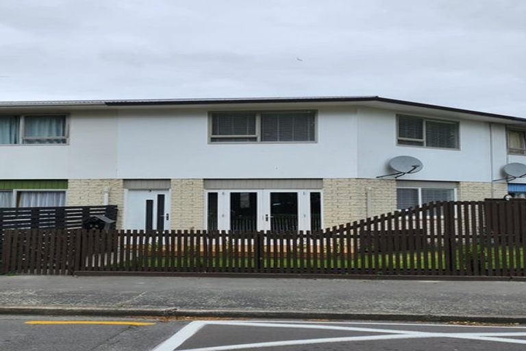 Photo of property in 3/14 Church Square, Addington, Christchurch, 8024