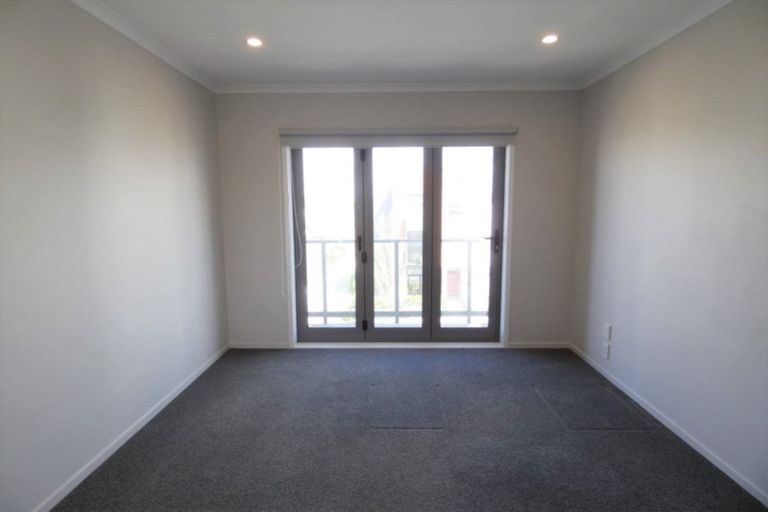 Photo of property in 120 Hobsonville Point Road, Hobsonville, Auckland, 0616