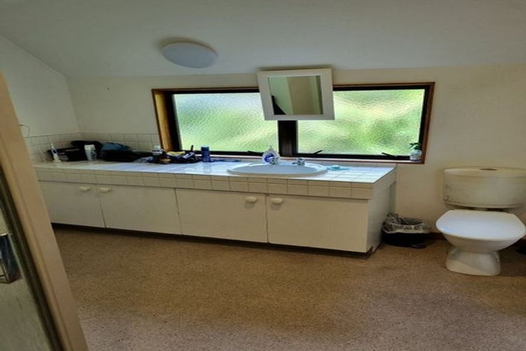 Photo of property in 10 Swadel Way, Karori, Wellington, 6012