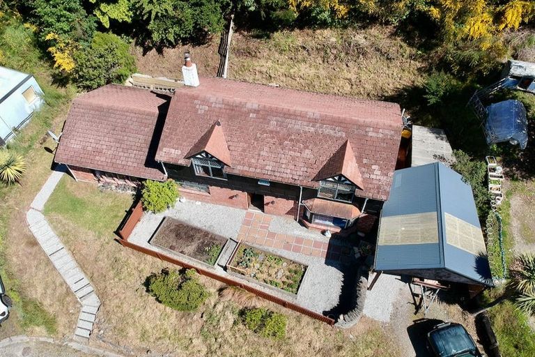 Photo of property in 10 Moss Lane, Sunshine Bay, Queenstown, 9300