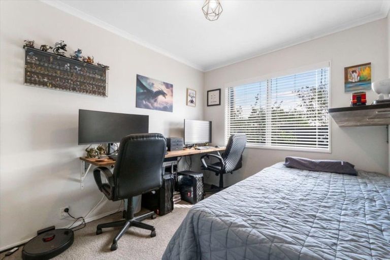 Photo of property in 9 Milsom Place, Te Puke, 3119