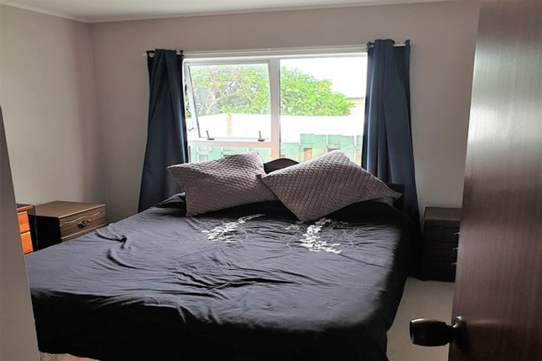 Photo of property in 1 Belgium Street, Waiuku, 2123