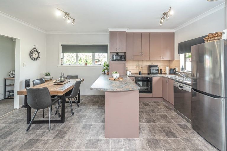 Photo of property in 17 Kells Avenue, Aramoho, Whanganui, 4500