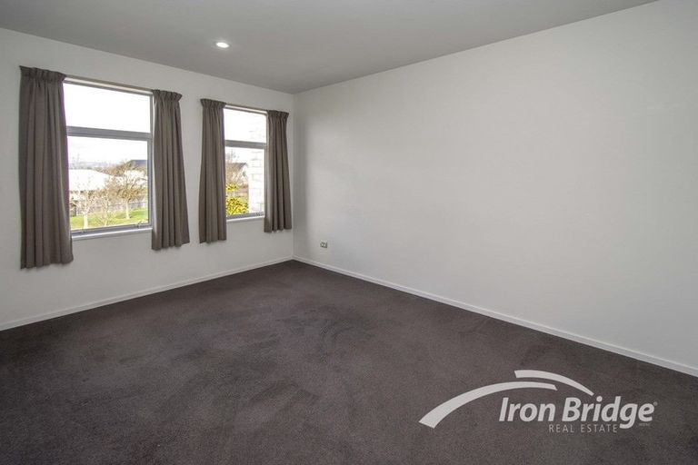 Photo of property in 11 Philippe Avenue, Yaldhurst, Christchurch, 8042