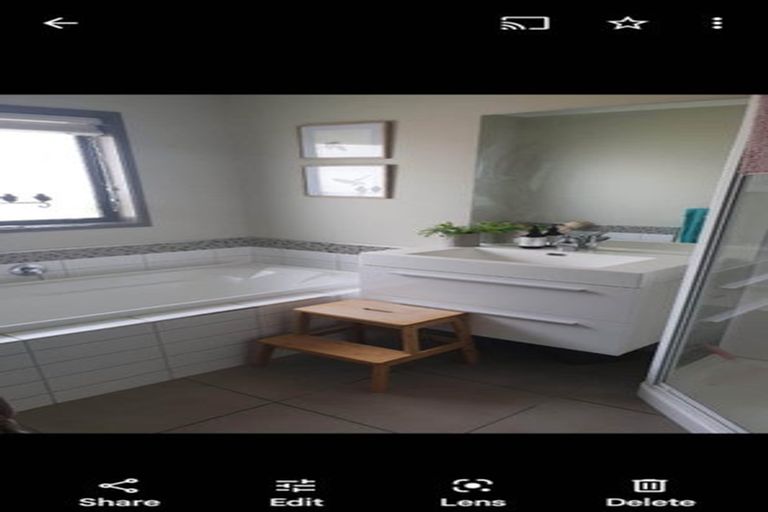 Photo of property in 17 Wessex Place, Rototuna North, Hamilton, 3210