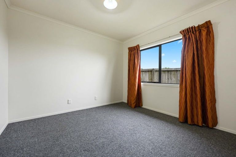 Photo of property in 14 Corsair Place, Melville, Hamilton, 3206