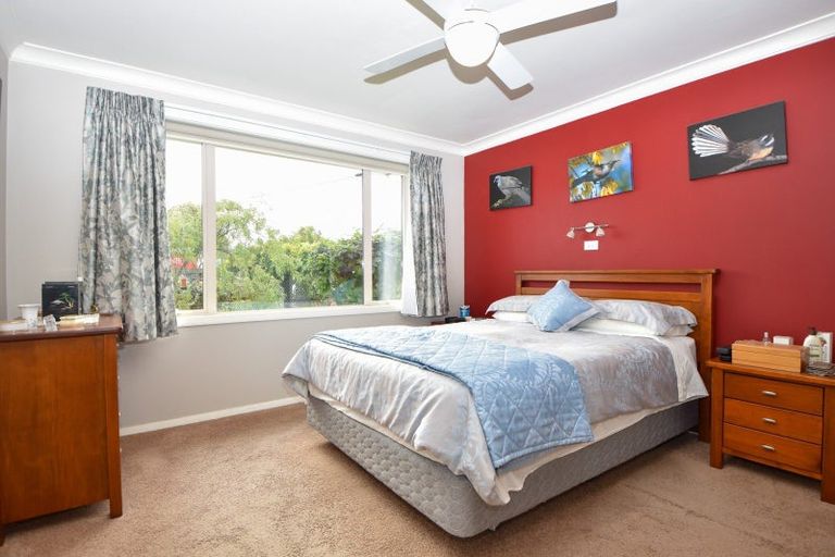 Photo of property in 240 High Street North, Carterton, 5713