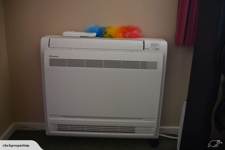 Photo of property in 151 Avonhead Road, Avonhead, Christchurch, 8042