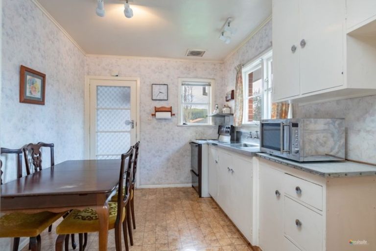 Photo of property in 1/598 Fergusson Drive, Trentham, Upper Hutt, 5018