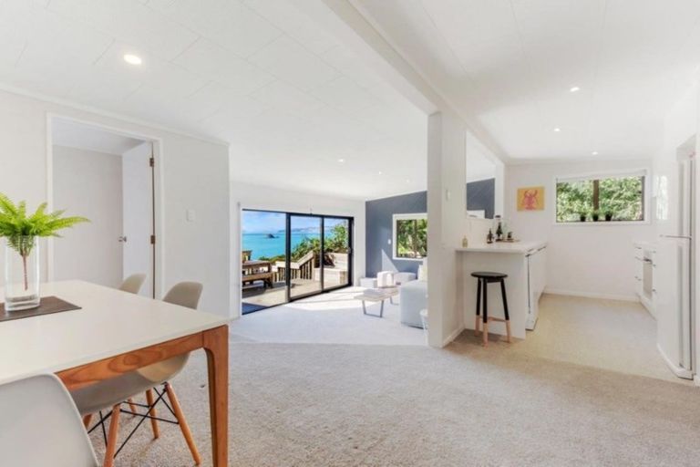 Photo of property in 16 Wairua Place, Pukekohe, 2120