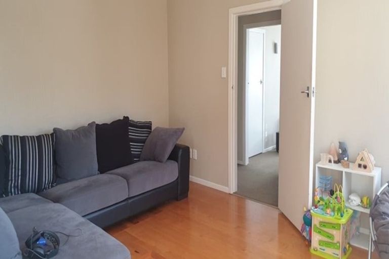 Photo of property in 145 Hinewa Road, Otumoetai, Tauranga, 3110