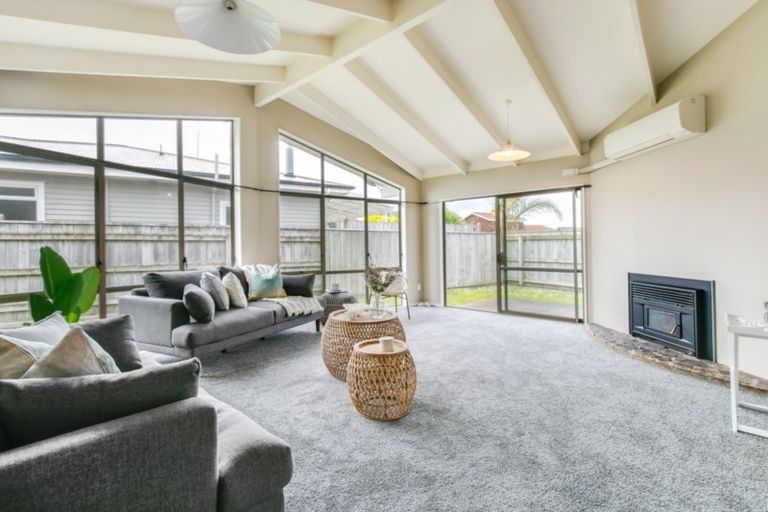 Photo of property in 25 Avenue Road, Greenmeadows, Napier, 4112