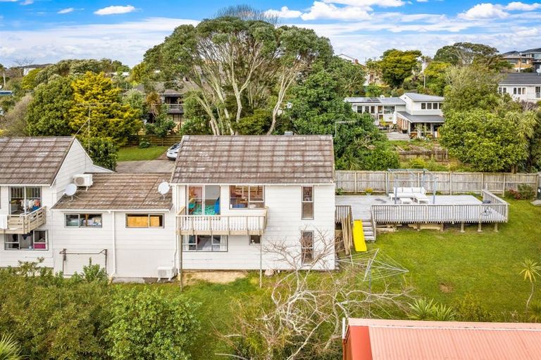 Photo of property in 1/20 Waiau Street, Torbay, Auckland, 0630