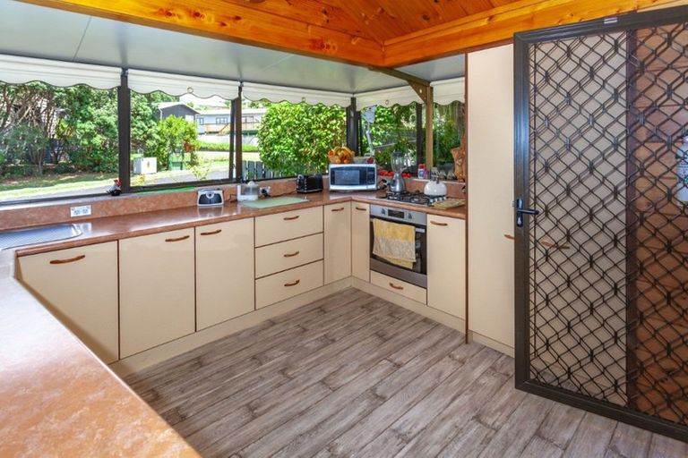 Photo of property in 205 Onemana Drive, Onemana, Whangamata, 3691