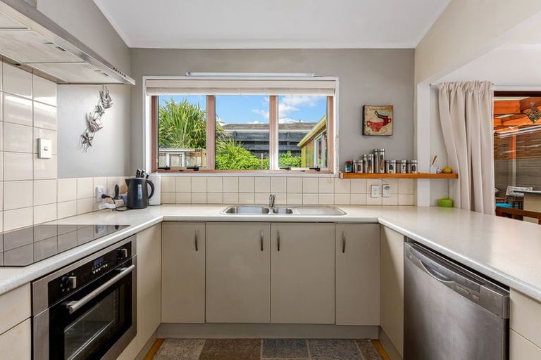 Photo of property in 15 Cassley Crescent, Papakowhai, Porirua, 5024