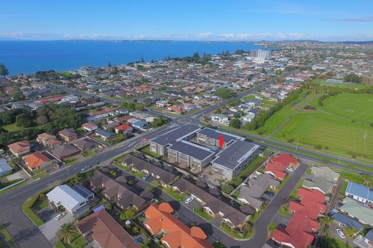 Photo of property in 213/252 Centreway Road, Orewa, 0931