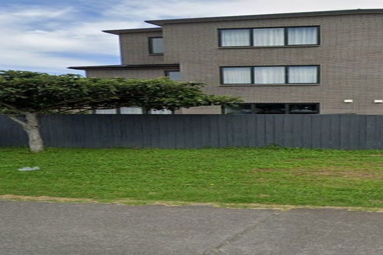 Photo of property in 1 Malone Road, Mount Wellington, Auckland, 1060