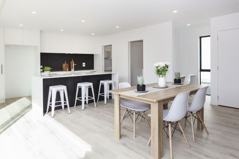 Photo of property in 2/196 Peterborough Street, Christchurch Central, Christchurch, 8013