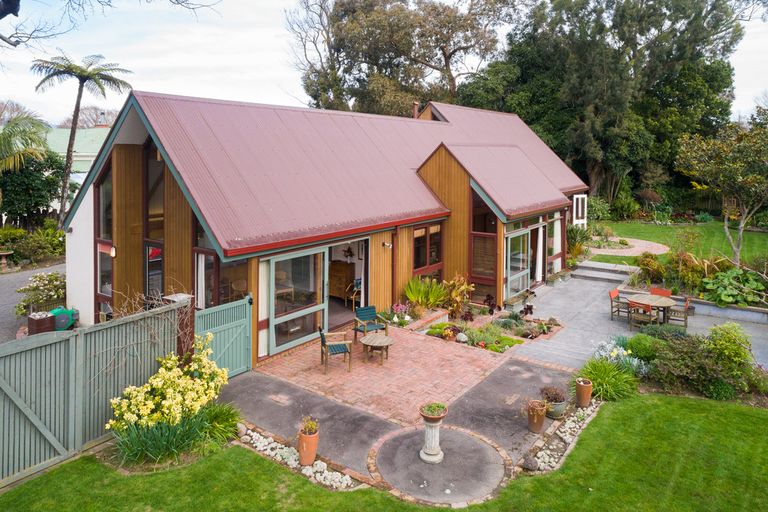 Photo of property in 47 Te Awe Awe Street, Hokowhitu, Palmerston North, 4410