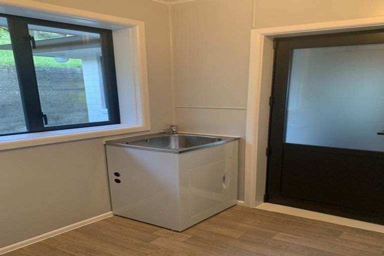 Photo of property in 10 Foster Terrace, Lyttelton, 8082