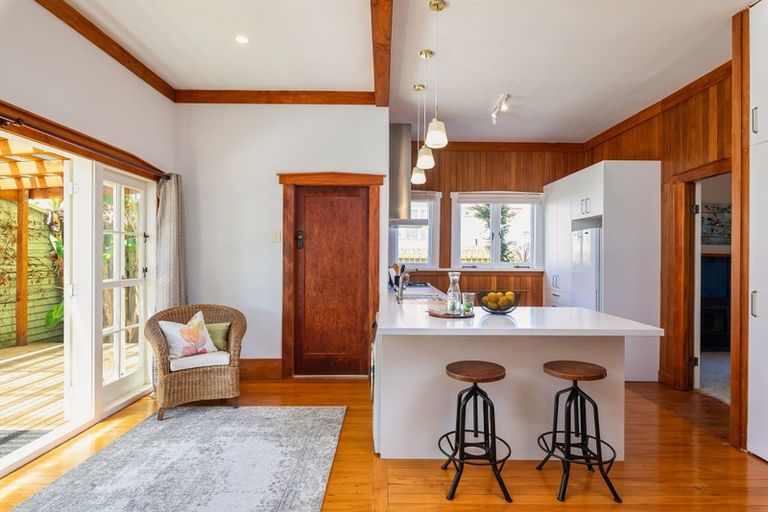 Photo of property in 180 Carrington Road, Mount Albert, Auckland, 1025