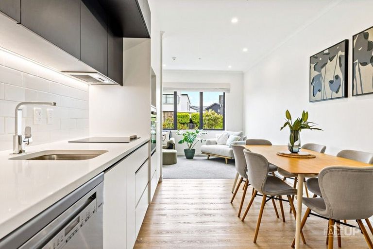 Photo of property in 10/194 Buckley Avenue, Hobsonville, Auckland, 0616