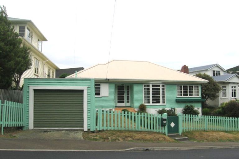 Photo of property in 10 Crofton Road, Ngaio, Wellington, 6035