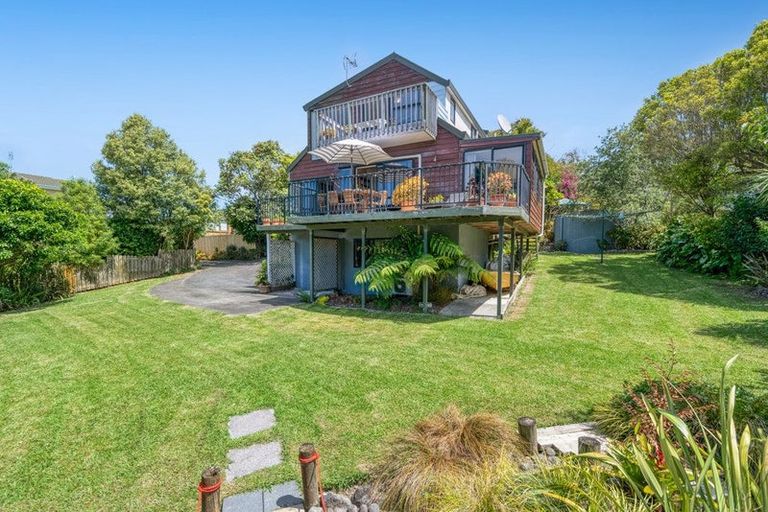 Photo of property in 12 Mariner Drive, Gulf Harbour, Whangaparaoa, 0930