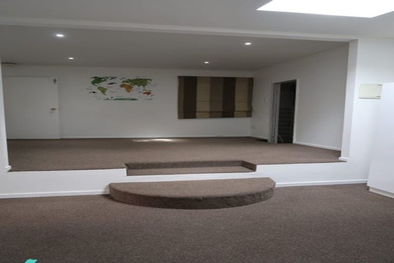 Photo of property in 282 Maungaraki Road, Maungaraki, Lower Hutt, 5010