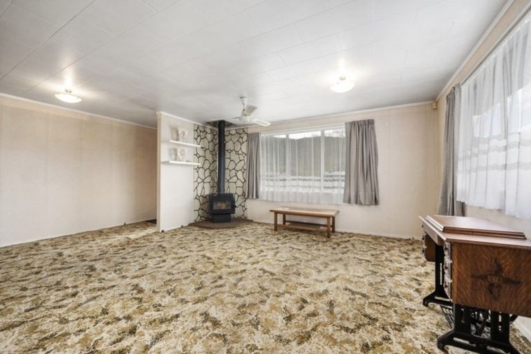 Photo of property in 12 Kentucky Street, Totara Park, Upper Hutt, 5018