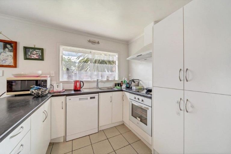 Photo of property in 44a Waihi Road, Hawera, 4610