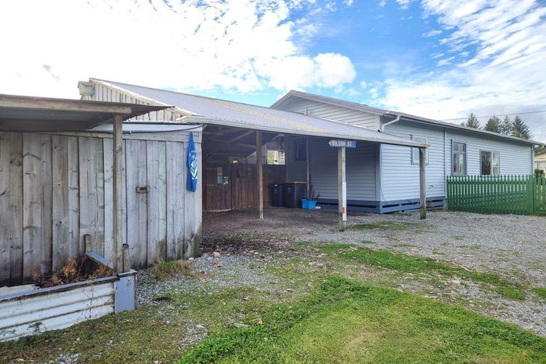 Photo of property in 24 Brodie Street, Blackball, 7804