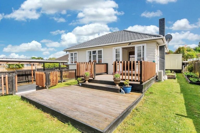 Photo of property in 18b Hollowout Street, Takanini, 2112