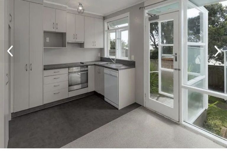 Photo of property in 507 Devon Street East, Strandon, New Plymouth, 4312