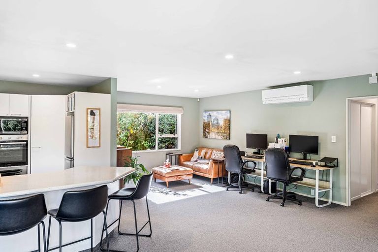 Photo of property in 3 Hamish Place, Westmorland, Christchurch, 8025