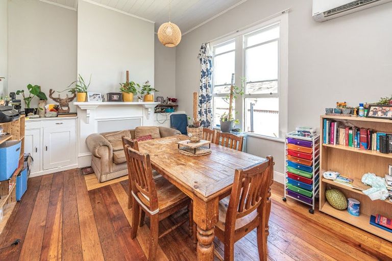 Photo of property in 11 Kelvin Street, Aramoho, Wanganui, 4500