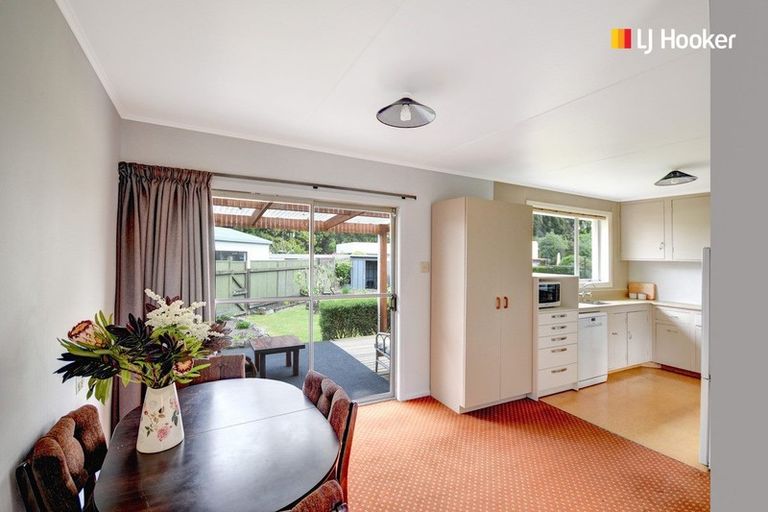 Photo of property in 6 Lambert Street, Abbotsford, Dunedin, 9018