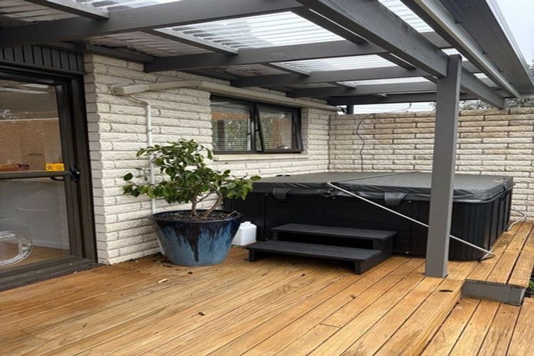 Photo of property in 2/39 Stanley Avenue, Milford, Auckland, 0620