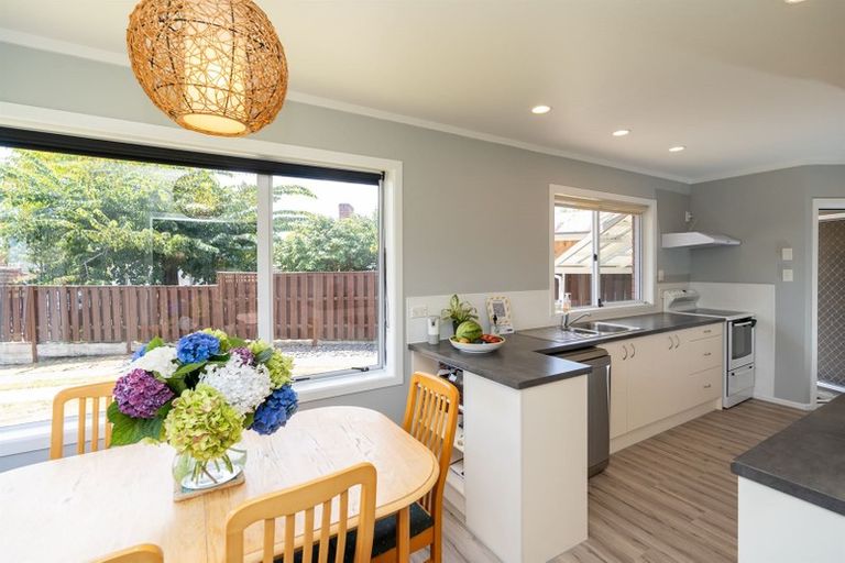 Photo of property in 21 Larnach Street, St Andrews, Hamilton, 3200