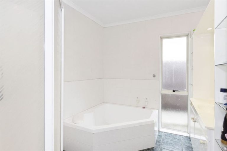 Photo of property in 38 Haven Grove, Papamoa Beach, Papamoa, 3118