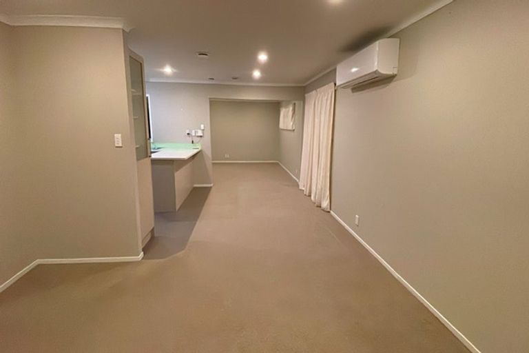 Photo of property in 37 Fratley Avenue, Farm Cove, Auckland, 2012