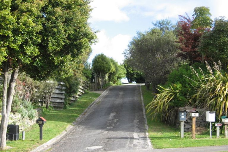 Photo of property in 15 Te Arawa Place, Welcome Bay, Tauranga, 3112