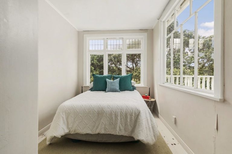 Photo of property in 35 Raroa Road, Kelburn, Wellington, 6012