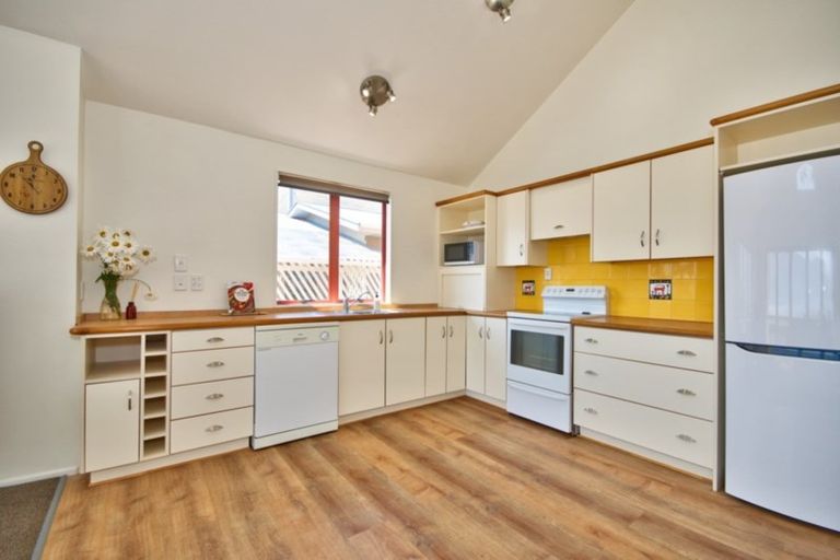 Photo of property in 38 Cornwall Street, Kingston, Athol, 9793